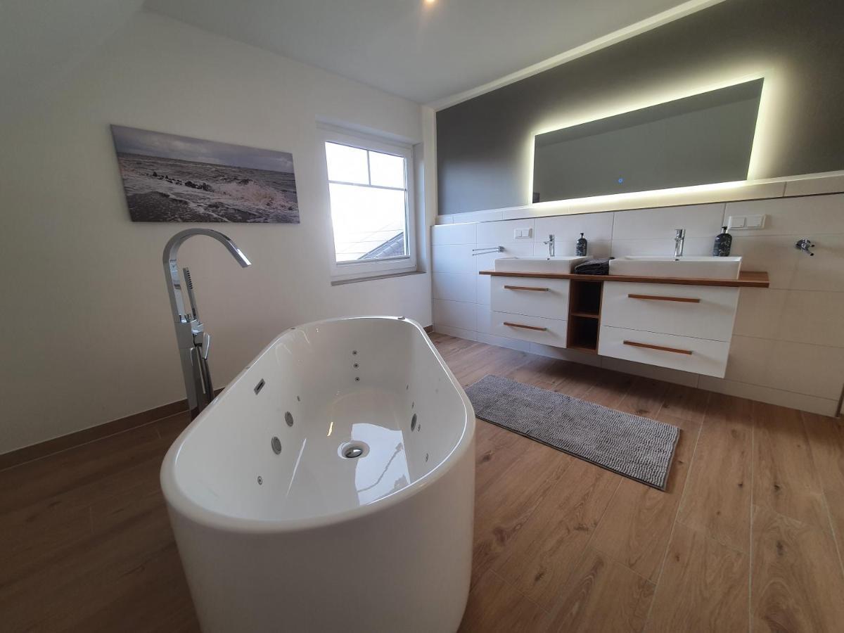 Ferienhaus Meerblick Pellworm Ngoại thất bức ảnh